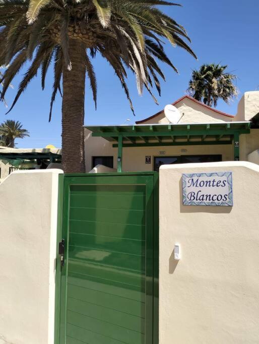 Montes Blancos Apartment Costa Calma Exterior photo
